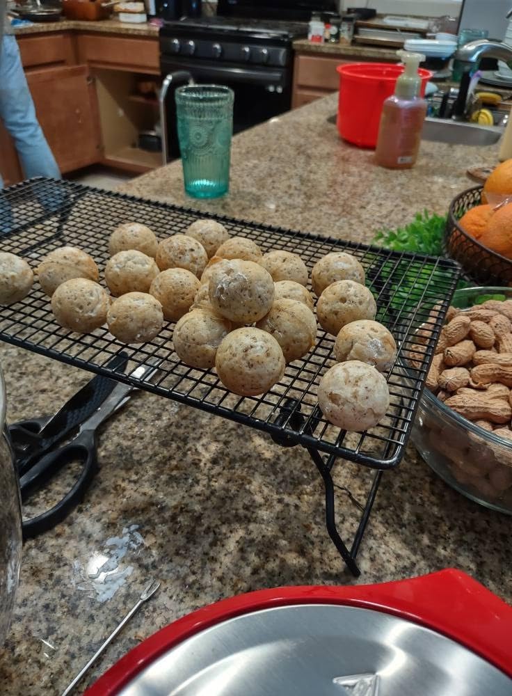 Holstein Housewares 12-Count Cake Pop Maker with Non-Stick Plates & Indicator Lights - Bakes 12 Sweet or Savory Pops Fast, Perfect for Birthday Treats & Holiday Party Snacks, Lavender customer photo 1