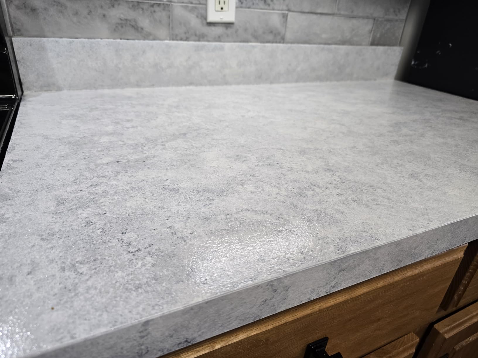 Giani Granite Countertop Paint Kit 2.0-100% Acrylic (White Diamond) - Customer Photo 1