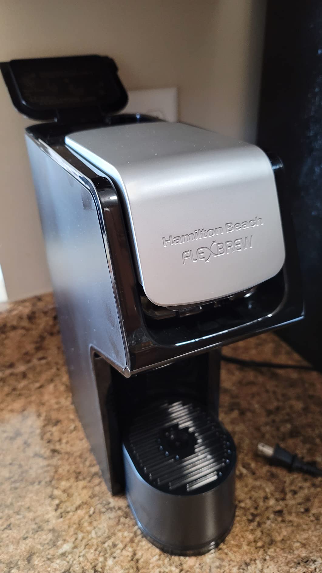 Hamilton Beach FlexBrew Single Serve Coffee Maker, Coffee Machine Compatible with Pod Packs and Grounds, Black Next Gen (49900) - Customer Photo 1