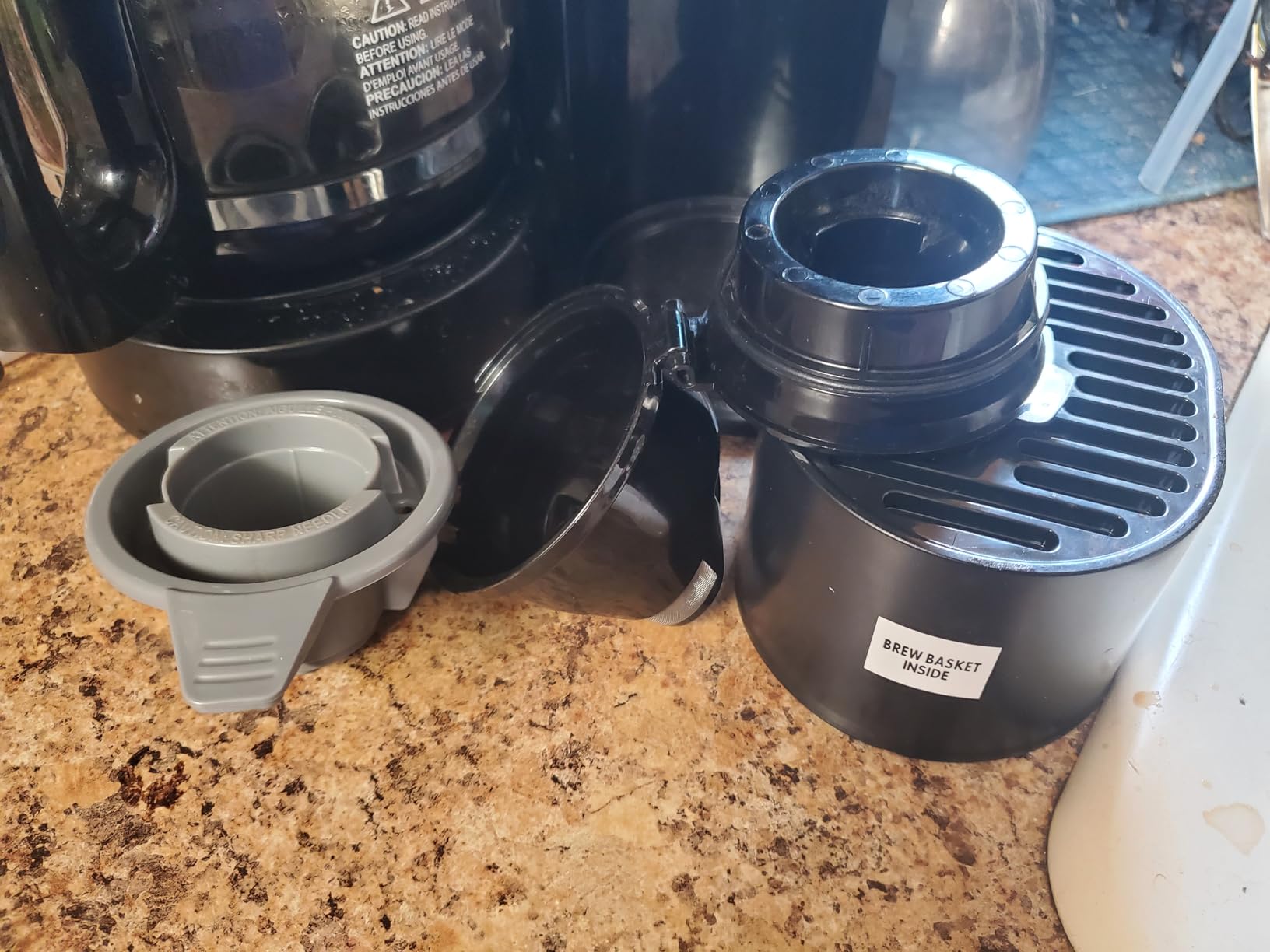 Hamilton Beach FlexBrew Trio 2-Way Coffee Maker, Compatible with K-Cup Pods or Grounds, Combo, Single Serve & Full 12c Pot, Black - Fast Brewing (49902) - Customer Photo 3