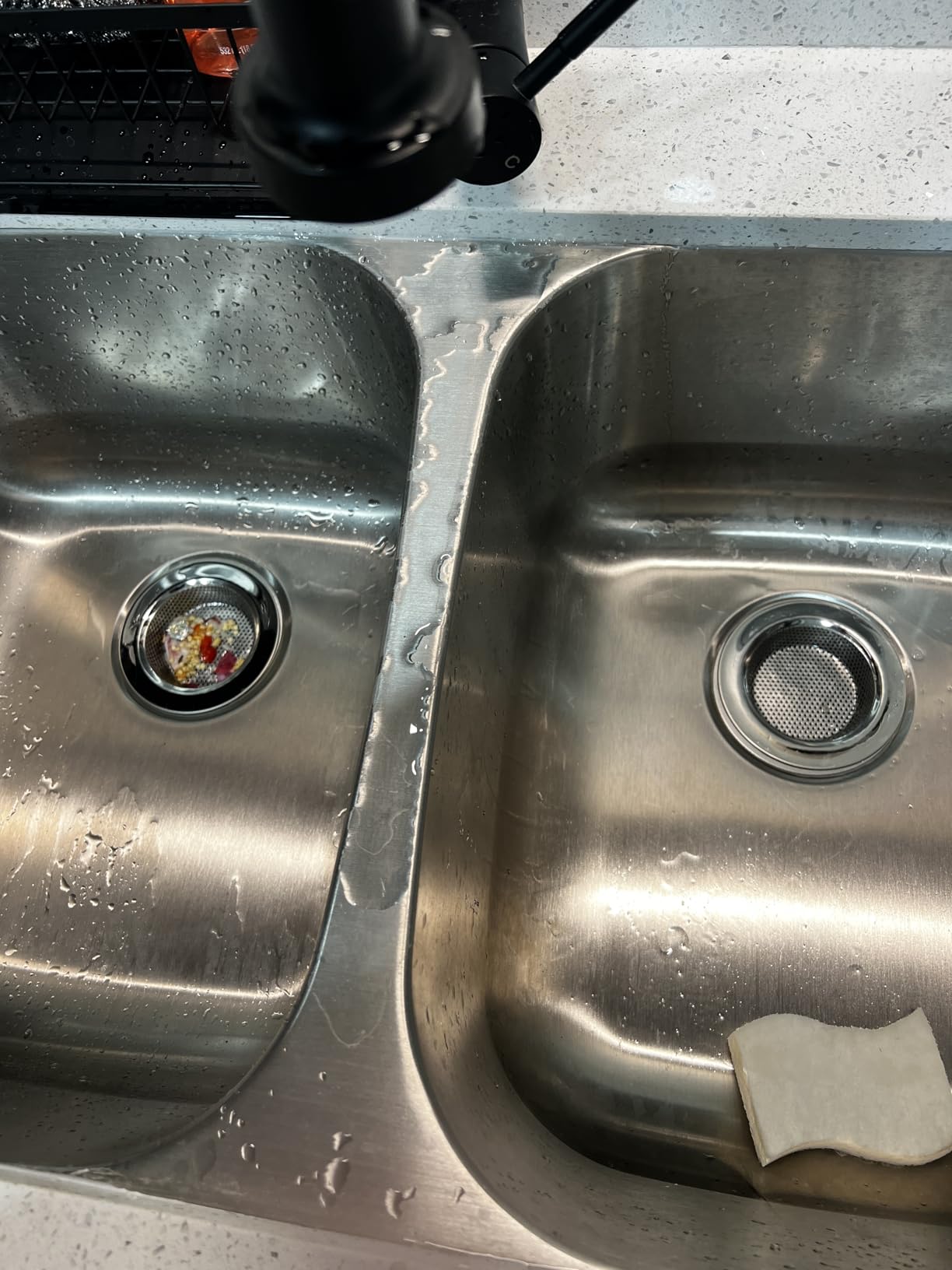 Kitchen Sink Strainer Stainless Steel, LASSHSWA Kitchen Sink Drain Strainer, Sink Strainers for Kitchen Sinks with Large Wide Rim 4.5