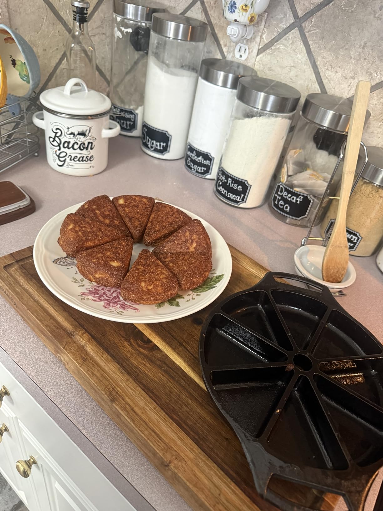 Lodge Cast Iron Wedge Pan customer photo 1