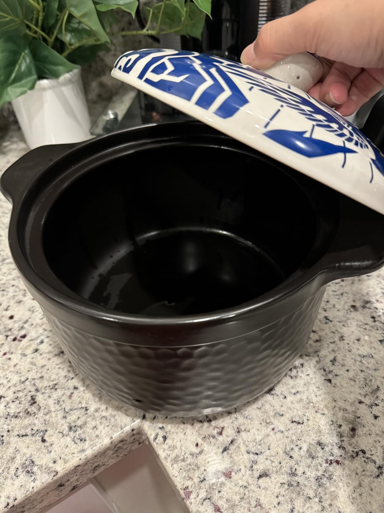 Heavy Duty Claypot - Replaces both a dutch oven and stock pot (4.5 Quart) customer photo 1