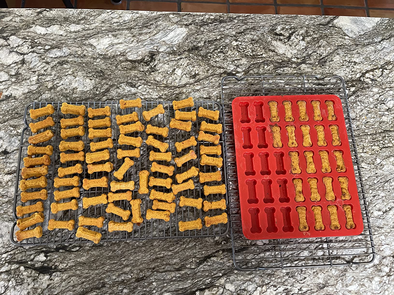 Mrs. Anderson's Baking Silicone Scone Pan, Non-Stick European-Grade Silicone customer photo 2