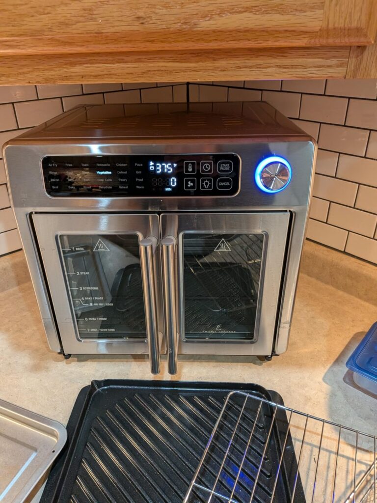 Emeril Lagasse Extra Large French Door Air Fryer Toaster Oven Combo, 24 Cooking Functions and Digital Controls, 7 Accessories Included, Stainless Steel Finish, 26QT Capacity - Customer Photo 2