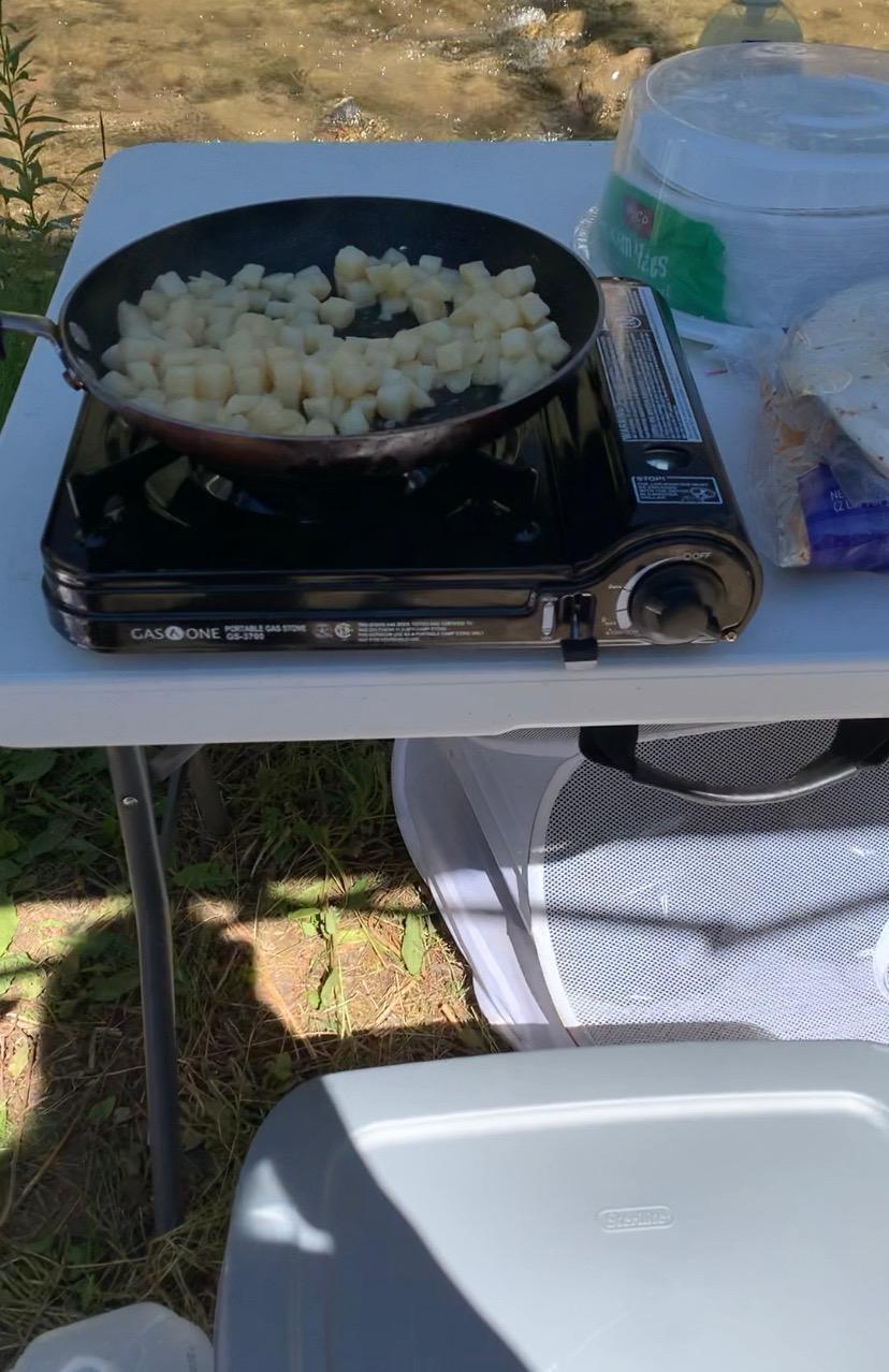 GAS ONE NEW 10,000 BTU CSA List Portable Butane Gas Stove with Carrying Case CSA Listed- Midnight customer photo 2