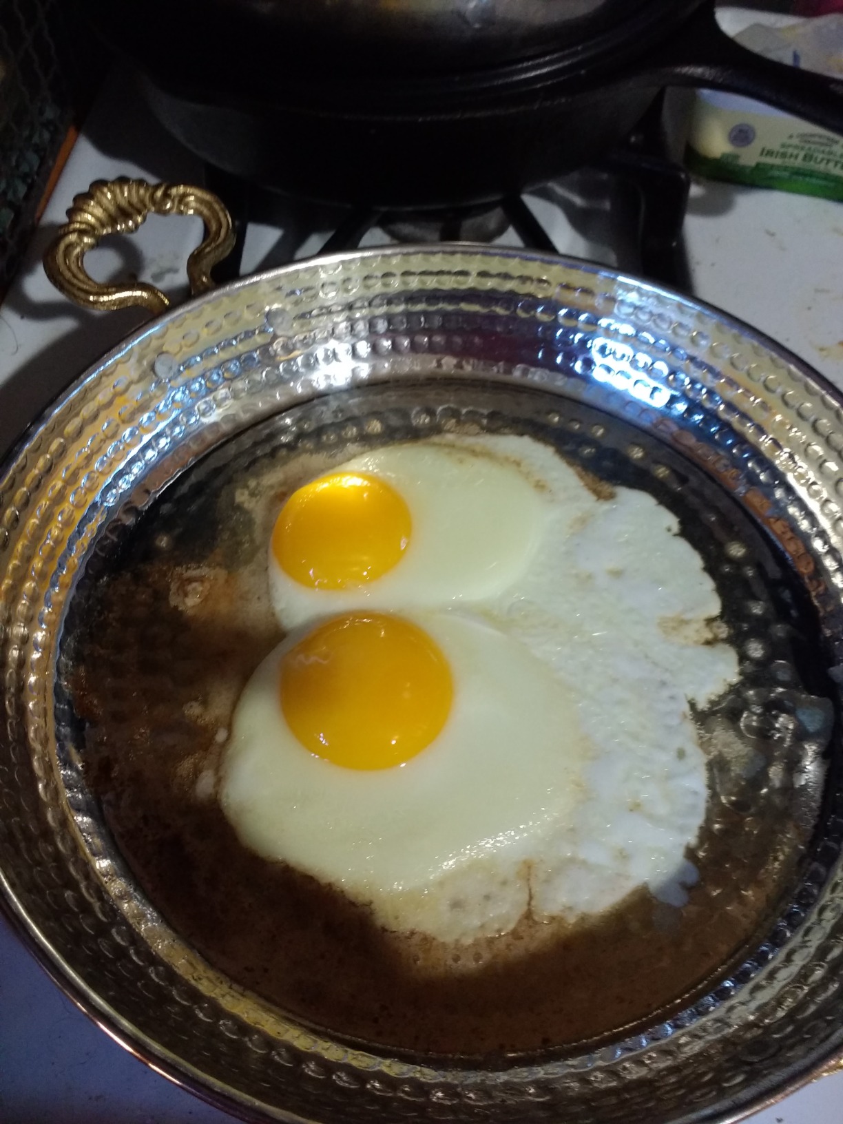 Crystalia Authentic Hammered Copper Pan and Cookware, Traditional Handmade Copper Skillets for Cooking, Egg Fry Omelet Pan with Ergonomic Metallic Handles (7 Inches) - Customer Photo 4