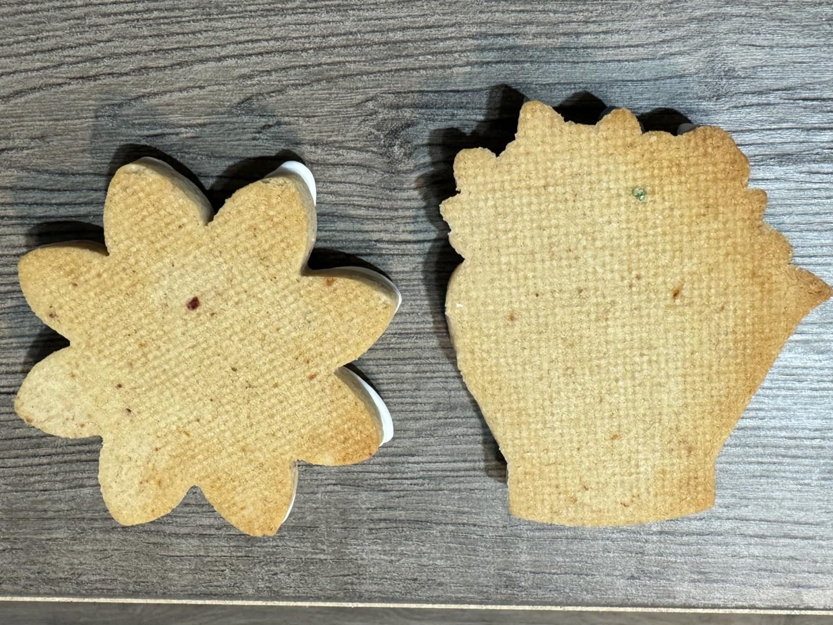 Perforated Silicone Baking Mats, 2 PCS Eclair Silicone Mat for Half Sheet with 12 Printed Oblong Eclair Guides, Non-Stick Reusable Oven Liners for Making Bread/Pizza/Pastry/Cookie 11-4/5