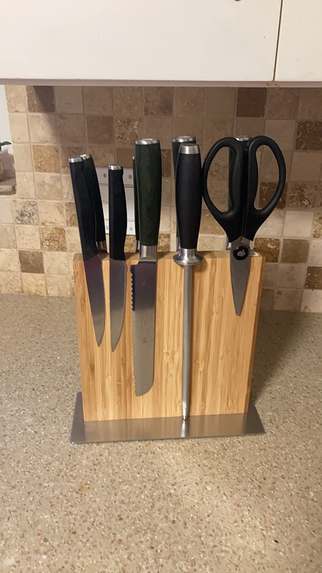 HexClad Essential Knife Set, 6-Piece, Japanese Damascus Stainless Steel Blades, Full Tang Construction, Pakkawood Handles - Customer Photo 2