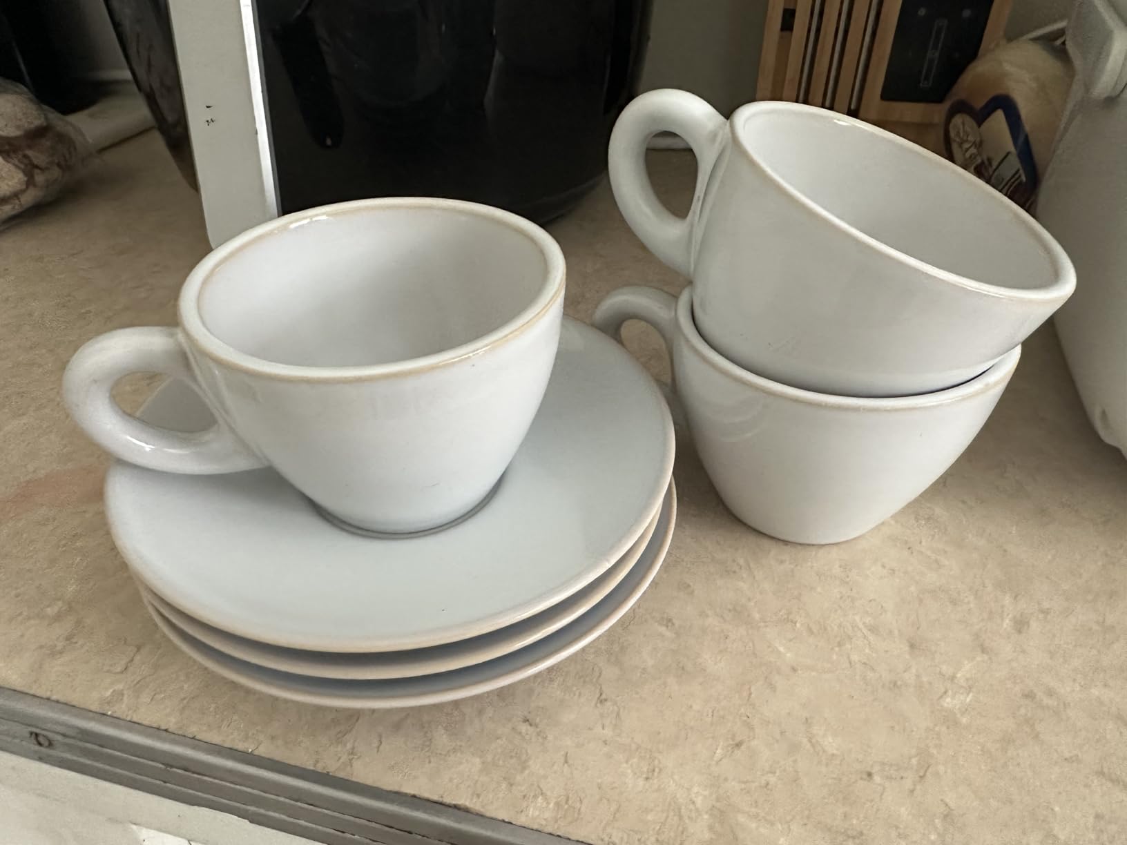 KIVY Cappuccino cups [4x 8oz] - Thick-walled stoneware cappuccino cup set for latte art - Latte mugs - Latte cup set - Small coffee cups - Latte art cup - Ceramic latte cup and saucer set of 4 - Customer Photo 2