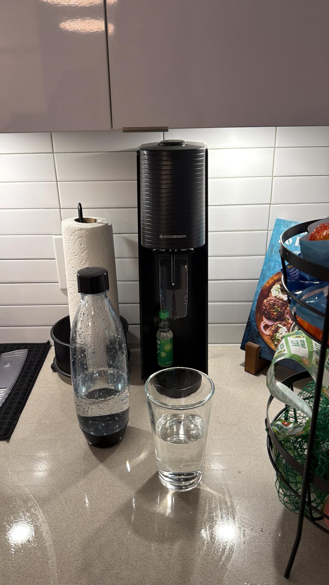 SodaStream - Terra Soda Streaming Machine - STARTER KIT - Sparkling Water Maker with CO2 & Bubly Drop - Eco-Friendly, No Batteries Needed - Black - Customer Photo 3