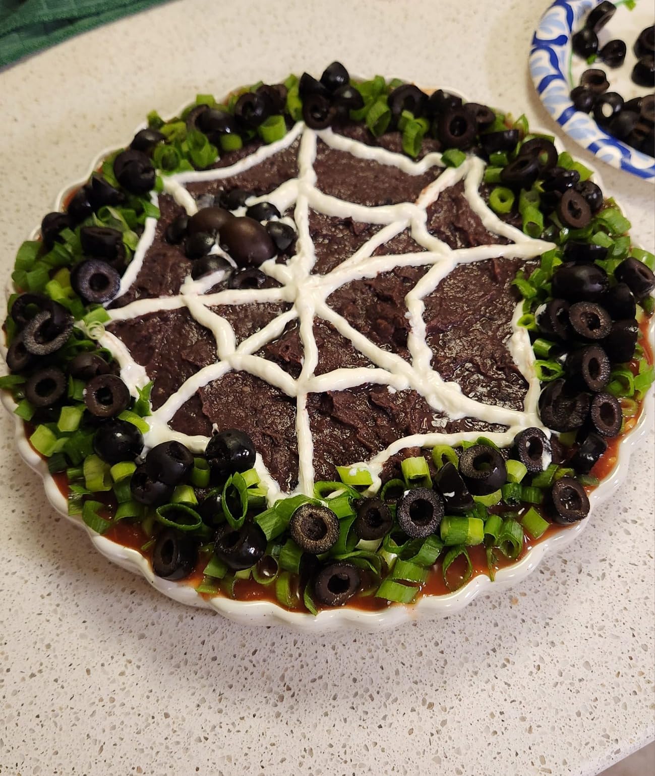 MORA Ceramic Tart Pan, 9.5 Inch Large Porcelain Baking Dish for Tarts, Quiche, Pie, Flan etc. Fluted Ruffled Edge, Oven, Microwave, Freezer, and Dishwasher safe - Great Gift For Bakers - Chai customer photo 2