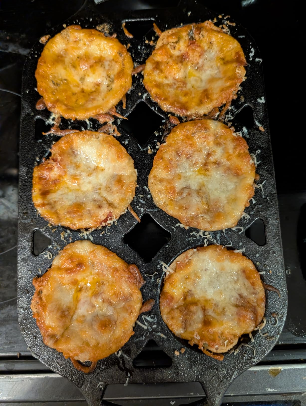 Lodge Cast Iron Muffin Pan customer photo 2