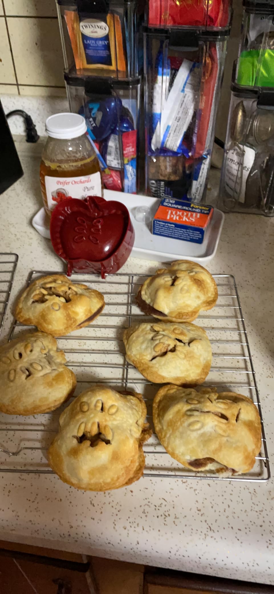 6 Pack Hand Pie Molds for Baking - Dough Presser Mini Pocket Pie Molds - Fall Thanksgiving Halloween Apple Pumpkin Hand Pie One Press Mold Maker customer photo 2