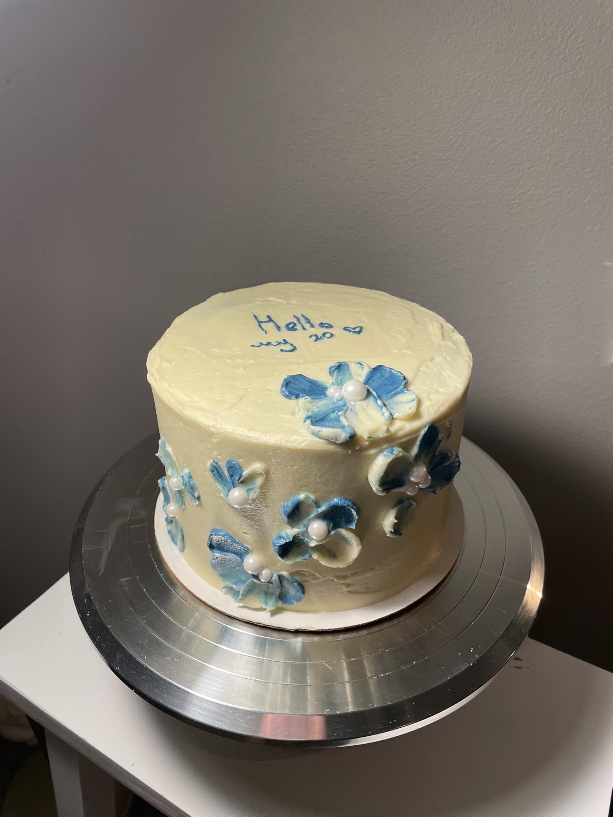 12 Inch Cake Turntable Decorating Stand with Aluminum,Cake Turntable Decorating Kit, Rotating Cake Stand for Cake,Cake Spinner Stand Set Pastries Cake Decorations Cake Turner Table Decorating Tools customer photo 2