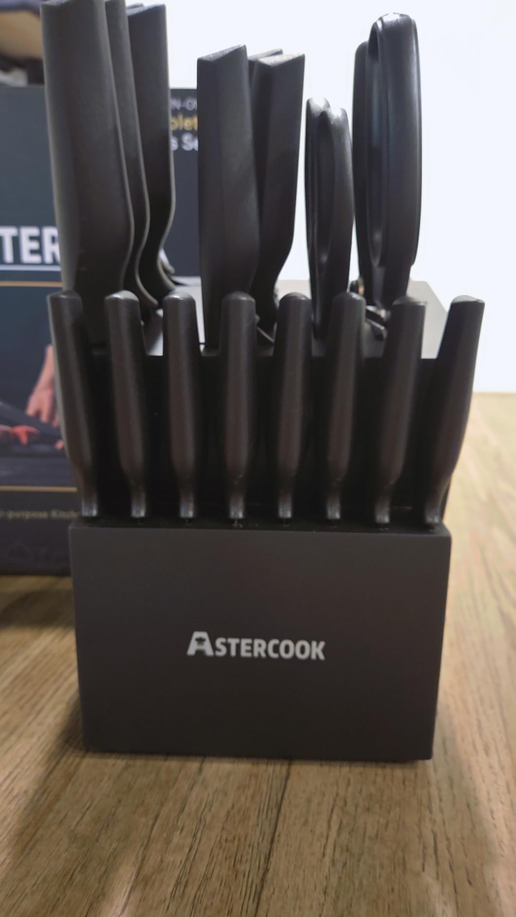 Knife Set, Astercook 21 Pieces Knife Sets for Kitchen with Block, Dishwasher Safe Kitchen Knife Set with Built-in Sharpener, German Stainless Steel Black Knife Block Set - Customer Photo 2