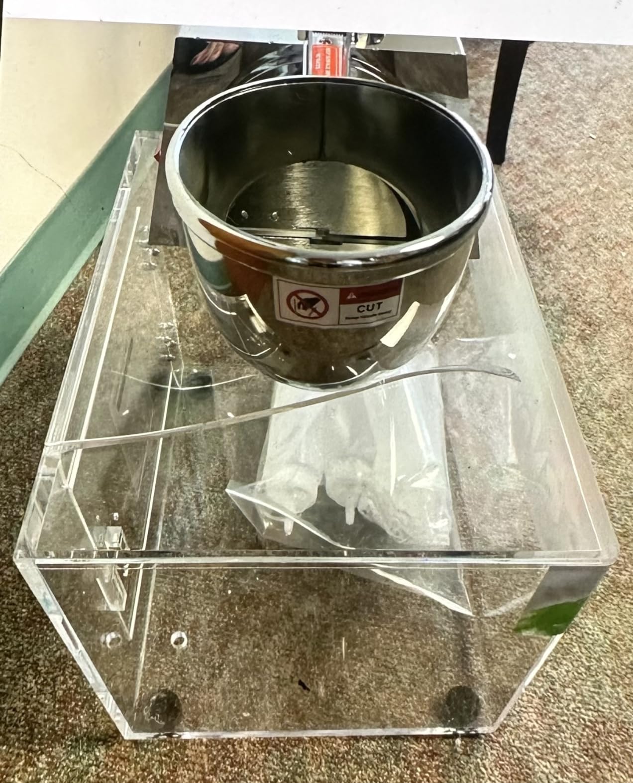 VNN 48L Snow Cone Machine, 500LB/H Commercial Shaved Ice Machine, 300W Electric Ice Shaver Machine, Suitable for Party Activities, Family Gatherings, Events - Customer Photo 1