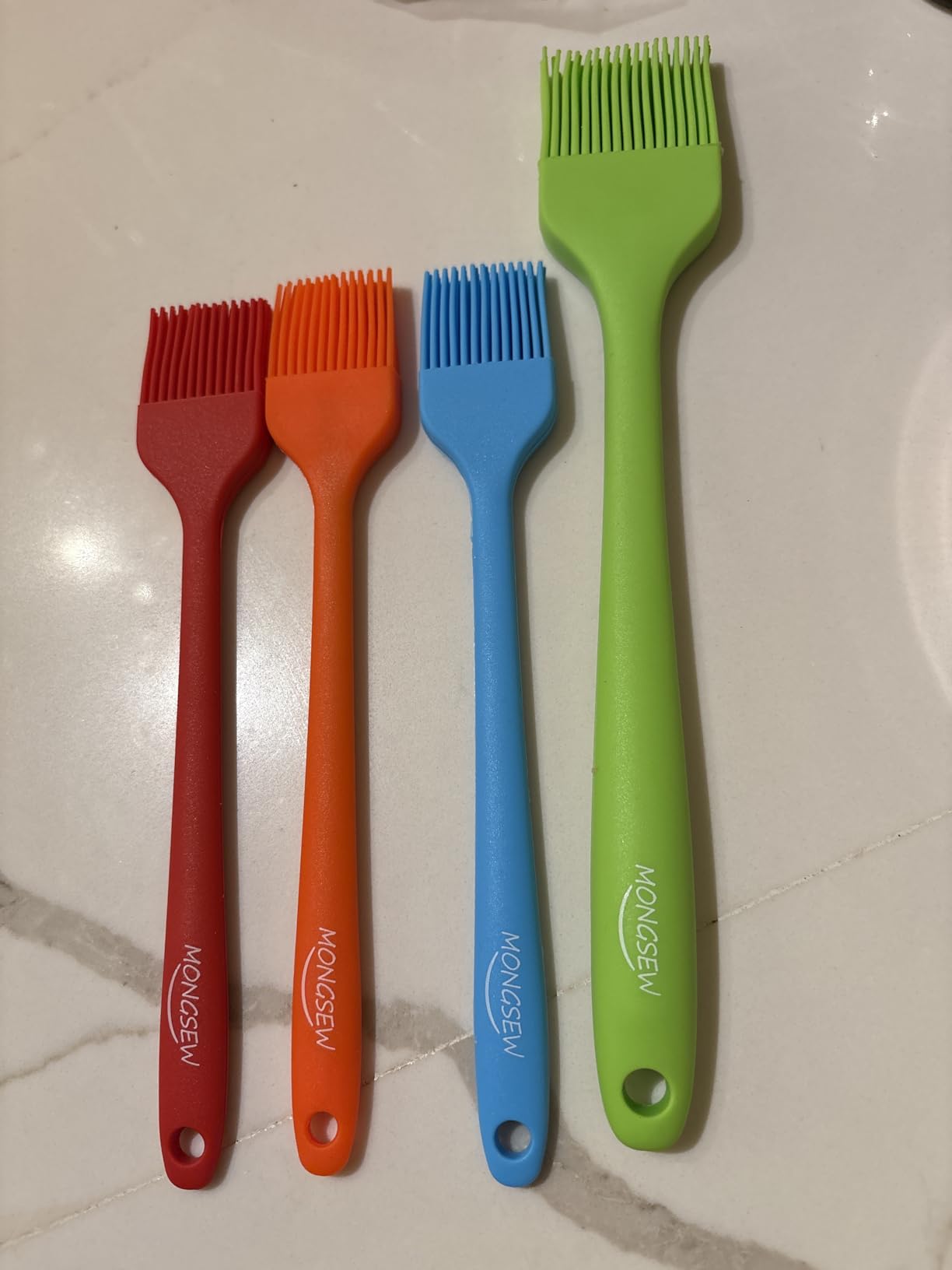 4PCS Silicone Basting Pastry Brush, MONGSEW Heat Resistant Food Brush Spread Oil Butter Sauce for BBQ Grill Baking Kitchen Cooking, BPA Free, Dishwasher Safe (Multicolor, 4 Pcs) customer photo 1