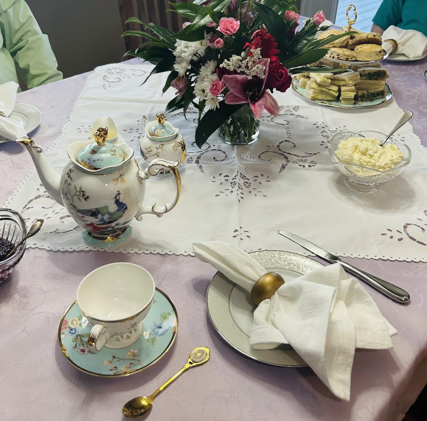 ACMLIFE Fine Bone China Tea Set with Teapot, Porcelain Tea Sets for Adults, 21-Piece Vintage Tea Set for 6, 24K Gold Blue English Floral Bone China Tea Sets for Women Tea Party for Gifts - Customer Photo 0