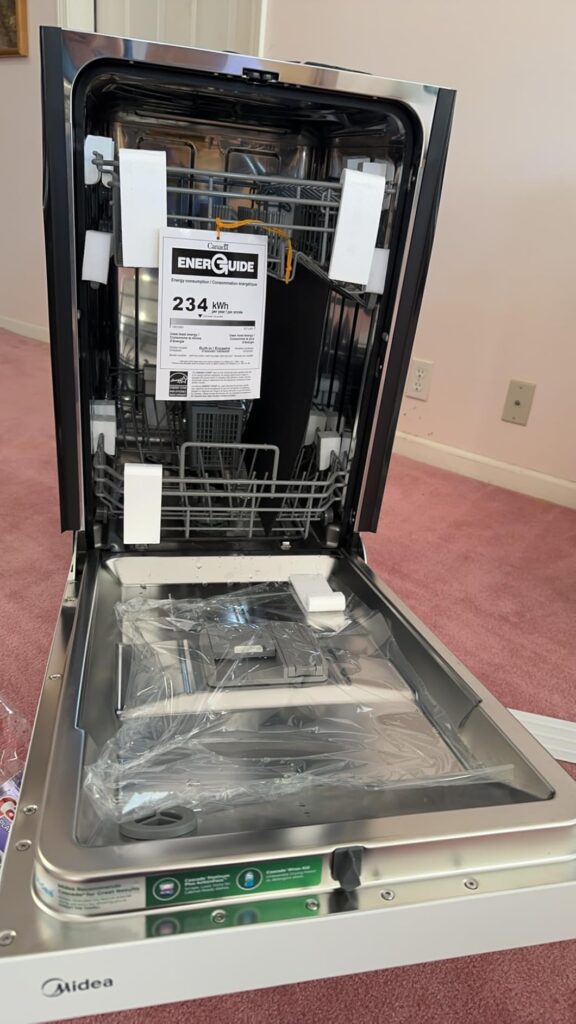 Midea MDF18A1AWW Built-in Dishwasher with 8 Place Settings, 6 Washing Programs, Stainless Steel Tub, Heated Dry, Energy Star, White - Customer Photo 1