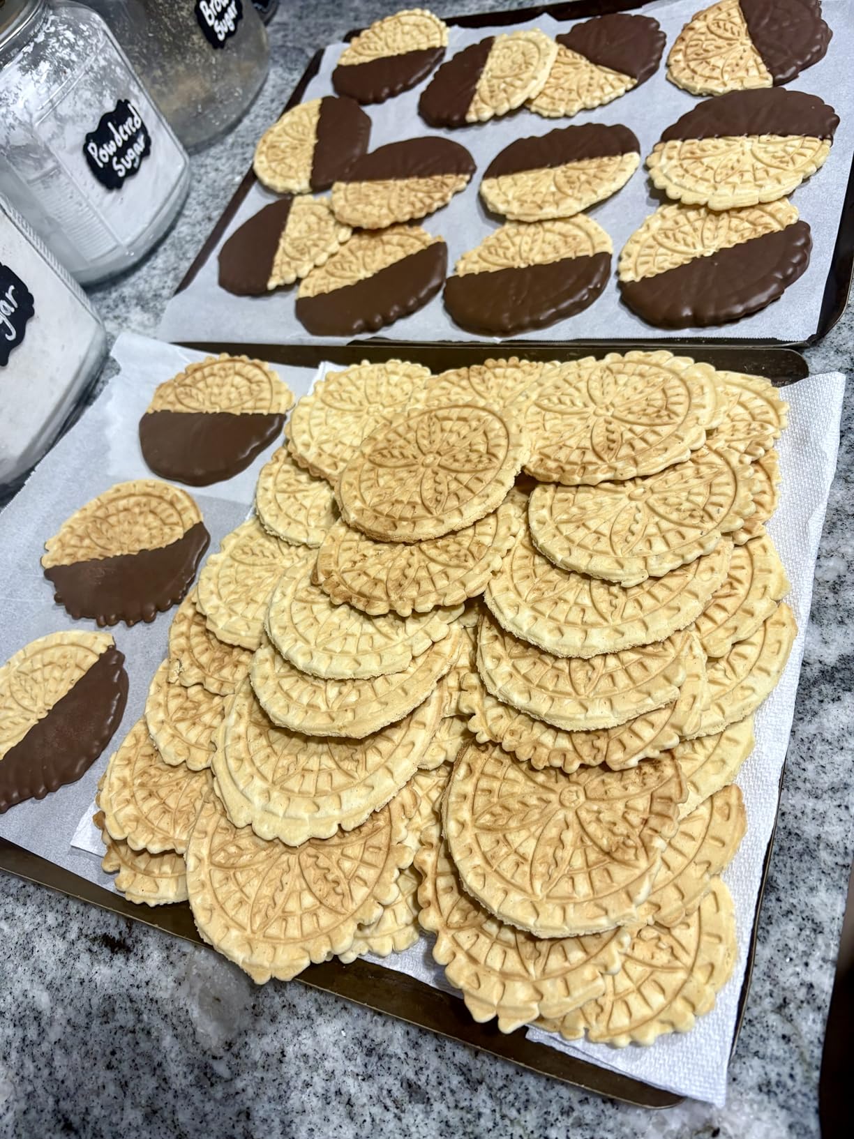 Mini Pizzelle Maker Machine with a 3'' Cutter, Mini Stroopwafel Iron, Bake 2 x 4'' Pizzelles or 3'' Stroopwafels, Excellent for Holiday, Party, Dessert Treat Making & More customer photo 1