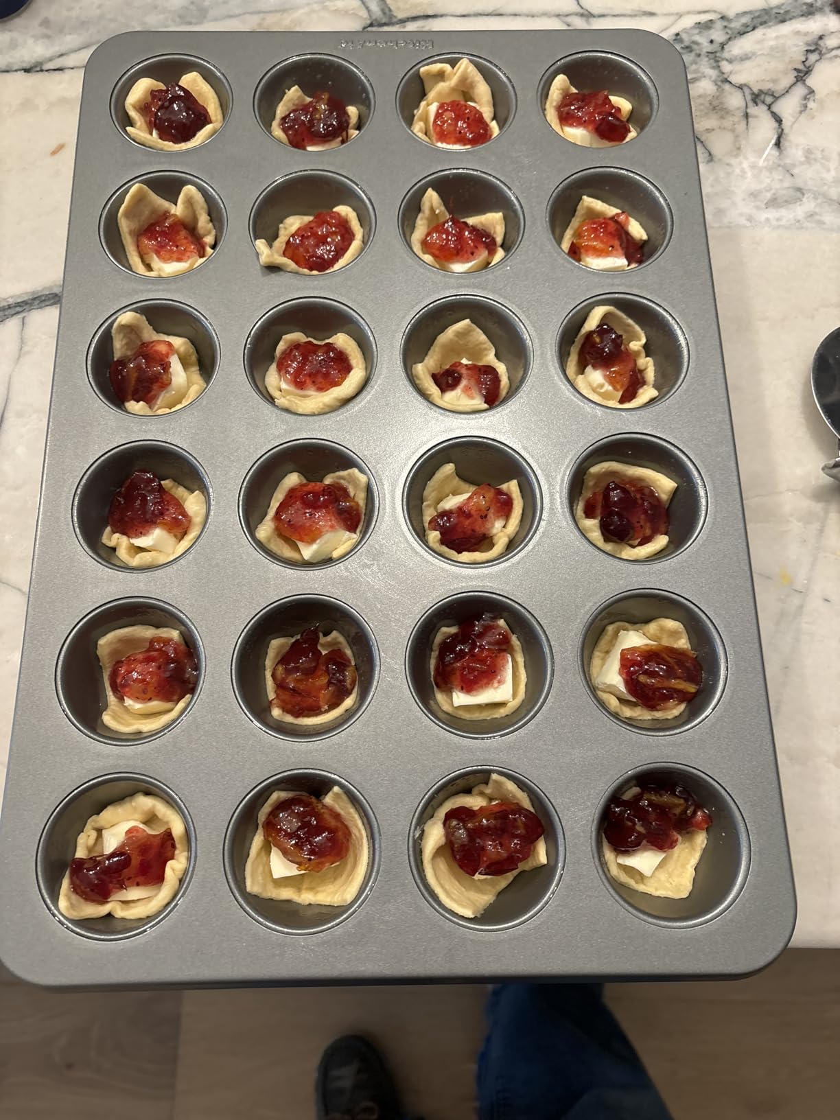 KitchenAid 24-Cup Nonstick Aluminized Steel Mini Muffin Pan, Contour Silver customer photo 2