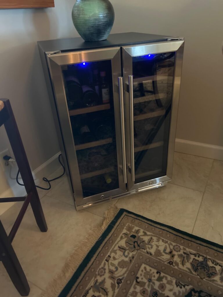 EUHOMY Wine and Beverage Refrigerator, 24 Inch Dual Zone Wine Cooler with Glass Door Hold 21 Bottles and 88 Cans, Built in or Under Counter Wine Fridge with Blue LED Light - Customer Photo 3
