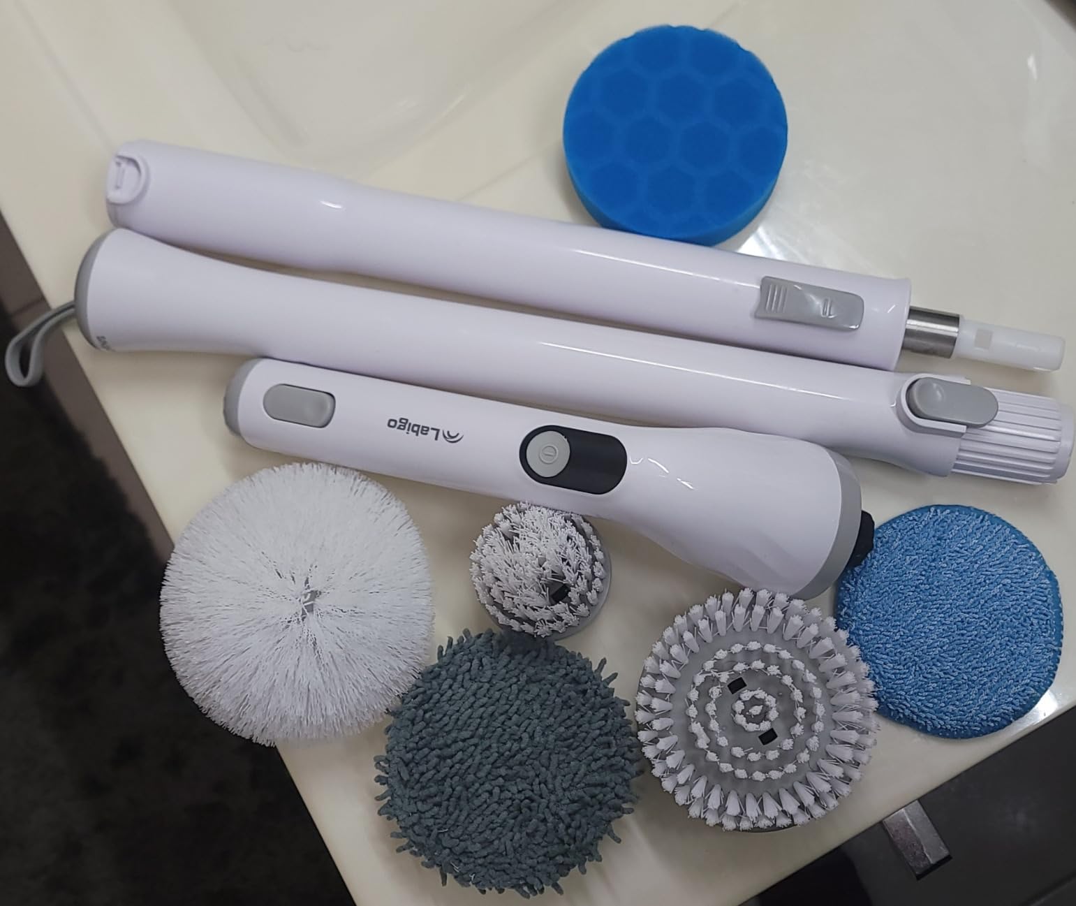 LABIGO Electric Spin Scrubber LA4 Pro, Dual Speed Bathroom Scrubber with Display & 6 Replacement Cleaning Heads, Cordless Power Scrubber with Adjustable & Detachable Handle for Bathroom Floor Tile - Customer Photo 2