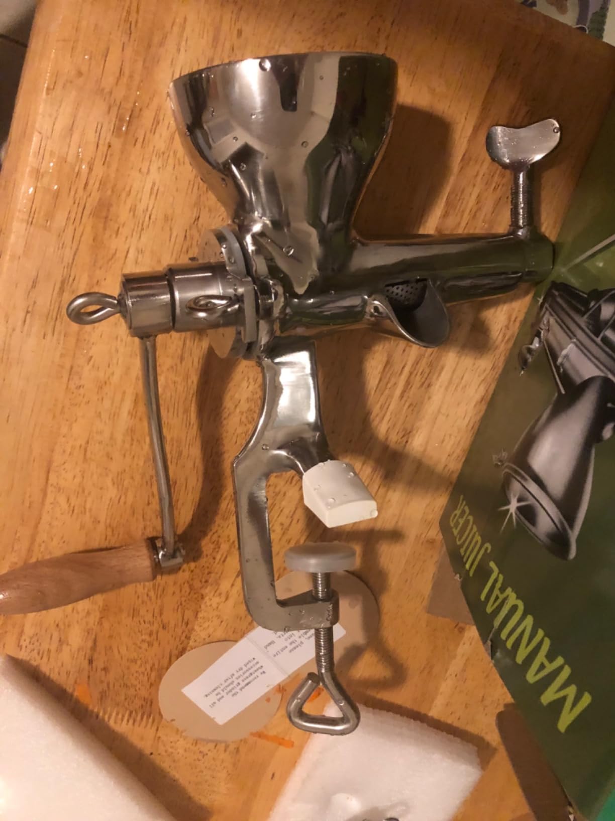 HAWOK Manual Wheatgrass Juicer, Stainless Steel Hand Crank Wheatgrass Juicer, Hand Fruit& Vegetables Squeezer - Customer Photo 1