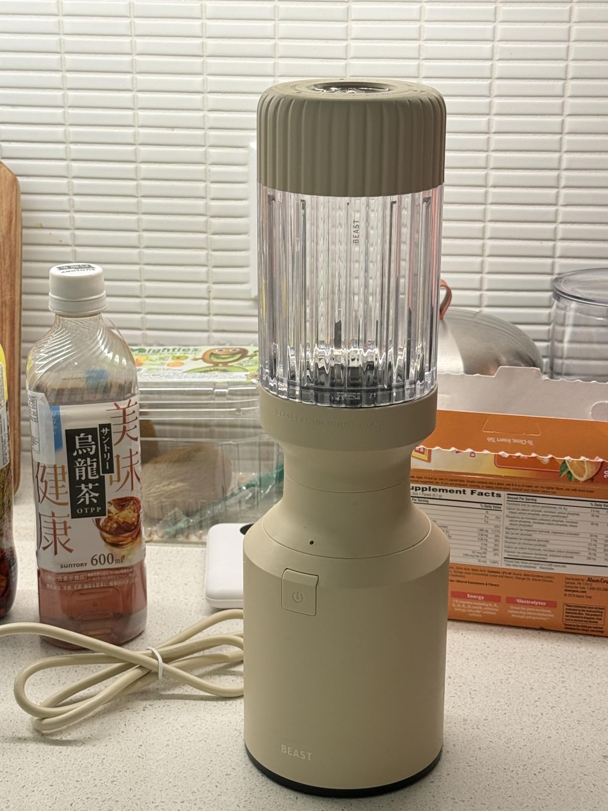 The Beast Mini Blender | Mini Countertop Kitchen Blender | Blend Smoothies and Shakes, Dressings, Sauces, Dips | Straw Cap and Straws Included | 600W (Sand) Customer Review The Beast Mini Blender | Mini Countertop Kitchen Blender | Blend Smoothies and Shakes, Dressings, Sauces, Dips | Straw Cap and Straws Included | 600W (Sand) - Customer Photo 0