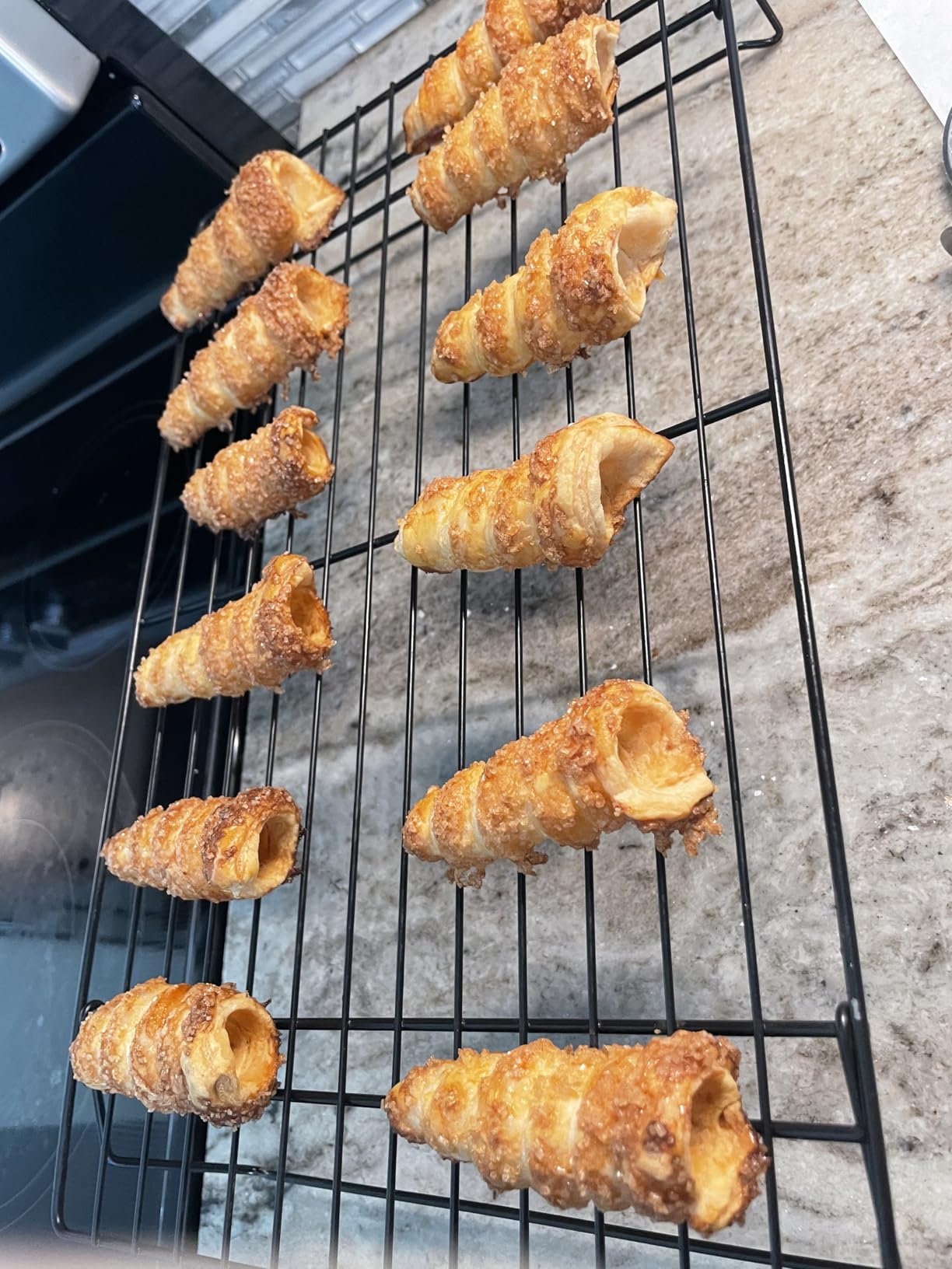 50 PCS Small Cream Horn Molds for Baking, 3.5 Inch Pastry Cones Molds, Mini Cream Horn Forms Metal with Cleaning Brush, Stainless Steel Cone Cannoli Tubes for Cream Roll Croissant customer photo 2