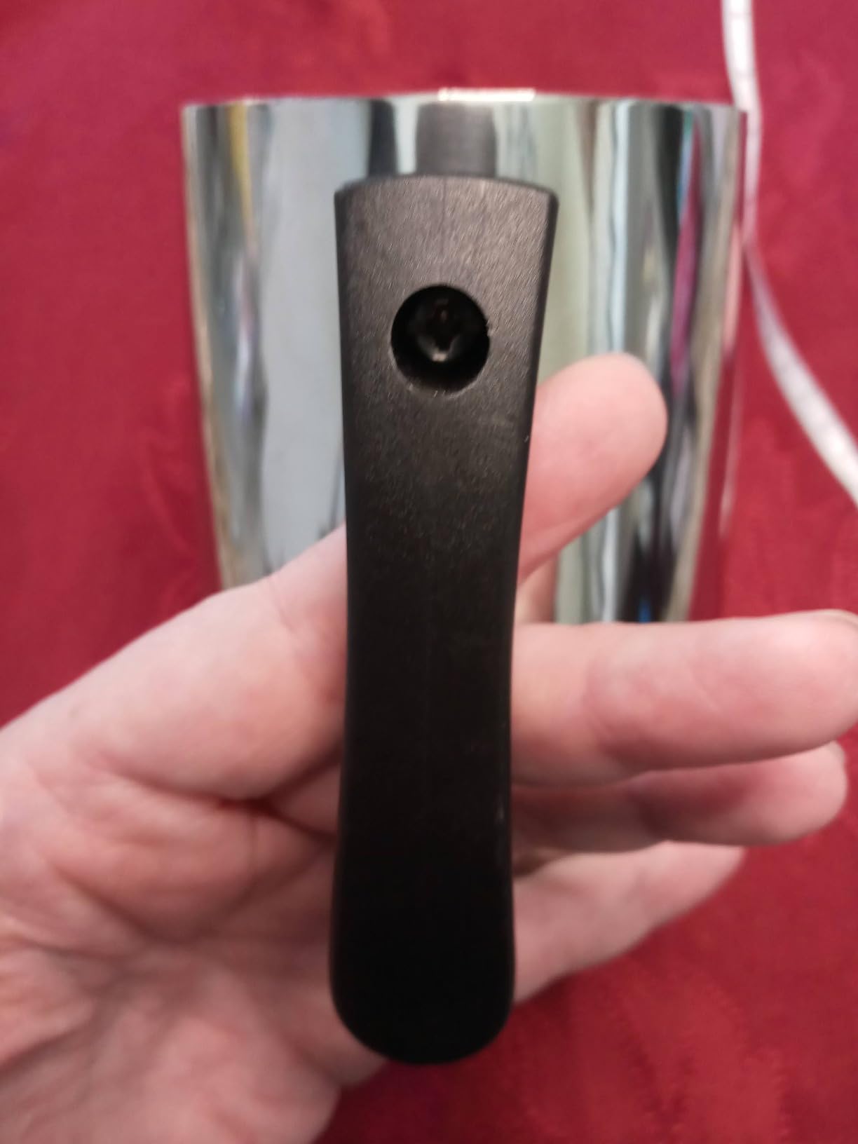 Candle Making Pouring Pot, 32oz Stainless Steel Wax Melting Pot with Heat-Resistant Handle, Double Boiler Candle Making Pitcher with Dripless Pouring Spout Design - Customer Photo 4