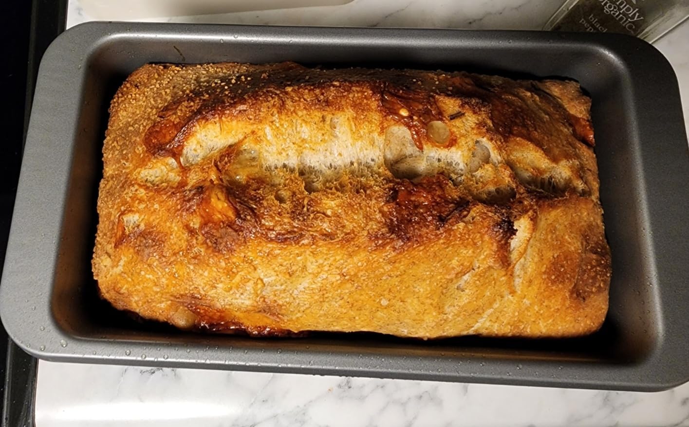 KitchenAid Nonstick Swiss Engineered Aluminized Steel Loaf Pan, Dishwasher Safe, 9 x 5 Inch, Mineral Water customer photo 1