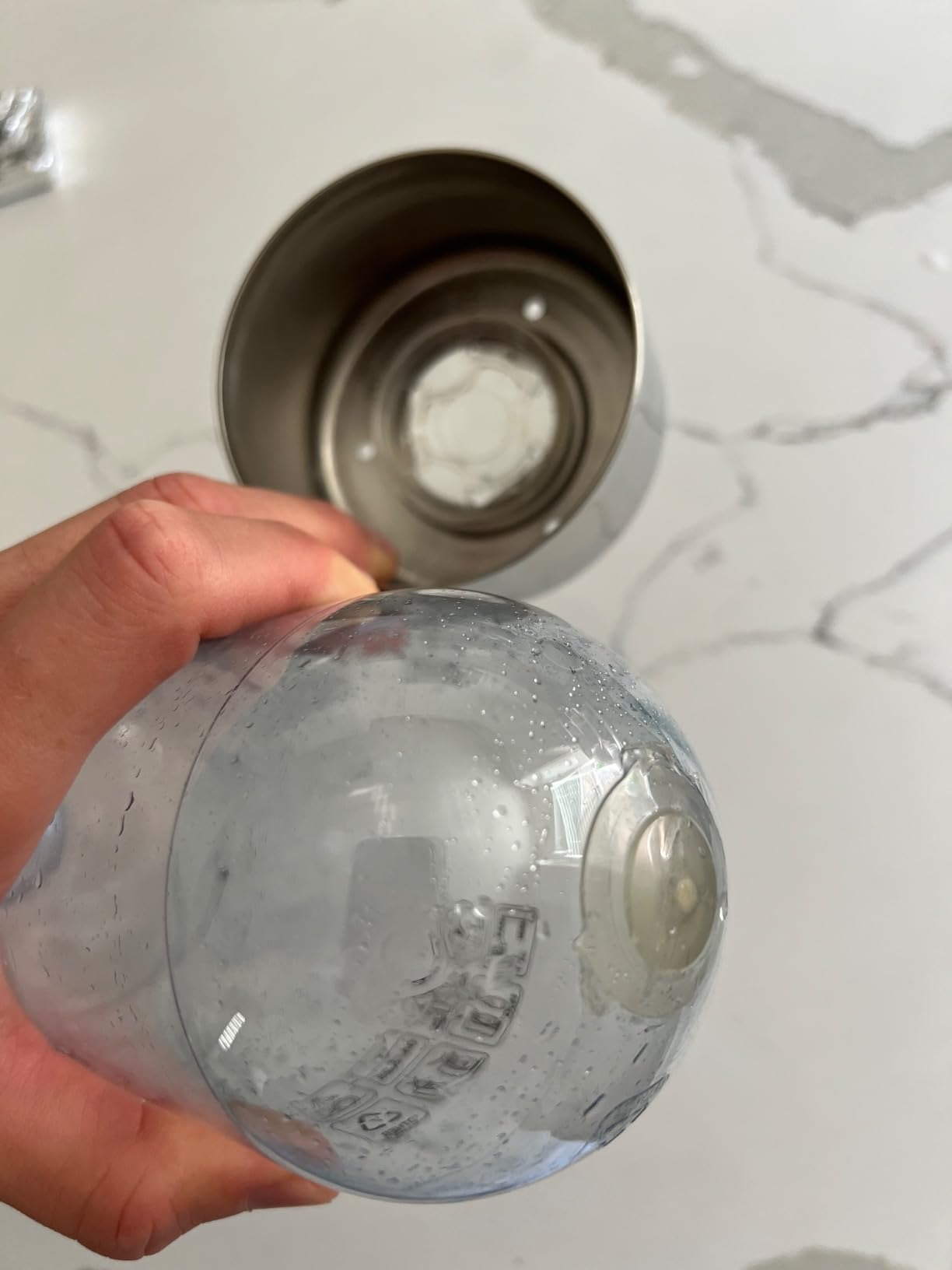 SodaStream Enso Sparkling Water Maker Kit - includes CO2 and Carbonating Bottle - Customer Photo 1
