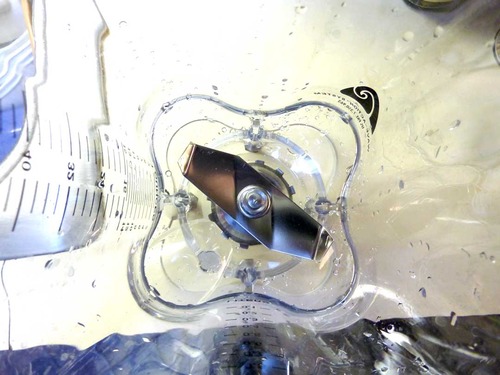 Hamilton Beach Commercial Tempest High-Performance Blender, 64 Ounce / 1.8 Liter Capacity, 3 HP Motor, NSF Certified, HBH650R - Customer Photo 1