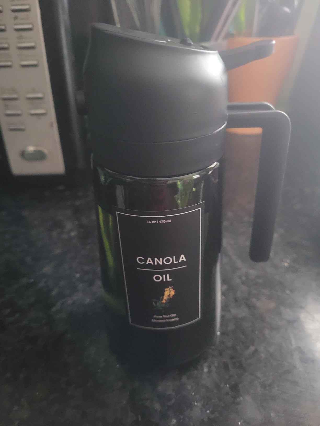 CXINYI - 16oz/470ml Olive Oil Dispenser for Kitchen with Stickers - 2 in 1 Olive Oil Sprayer for Cooking, Air Fryer, and Salad, Black&Green (Light-Proof Kitchen Gadget) - Customer Photo 1