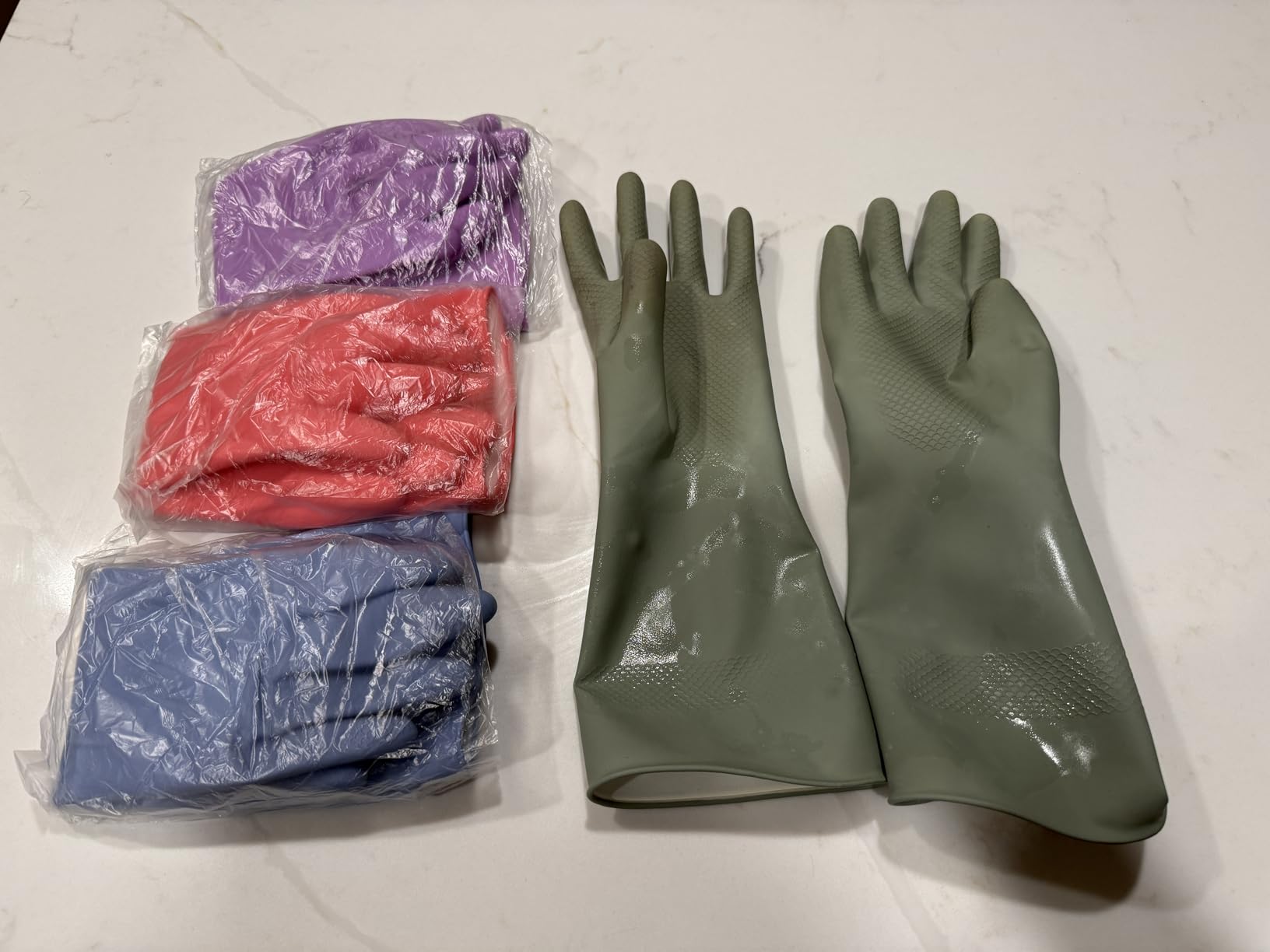 Rubber Cleaning Gloves for Dishwashing, 4 Pairs Reusable Kitchen Gloves for Washing Dishes and Household Cleaning, Colorful Dish Gloves with Flocked Lining and Non-Slip Grip - Customer Photo 2