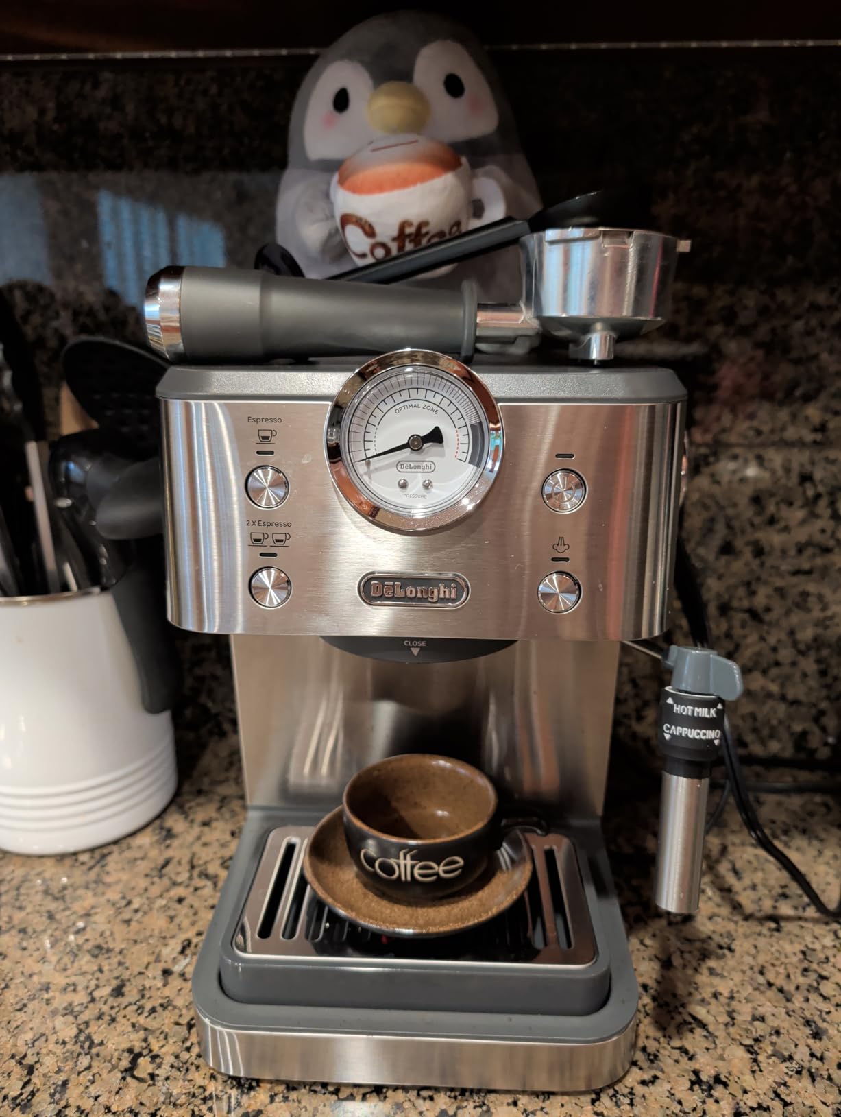 De'Longhi Classic Espresso Machine with Milk Frother - Customer Photo 0