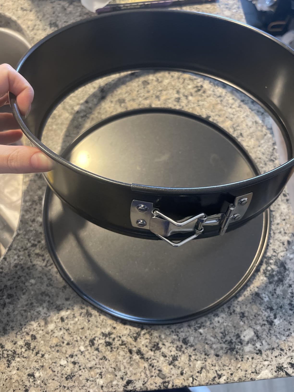 Amazon Basics Nonstick Springform Pan, Dishwasher and Oven-Safe, 10 in., Carbon Steel customer photo 1