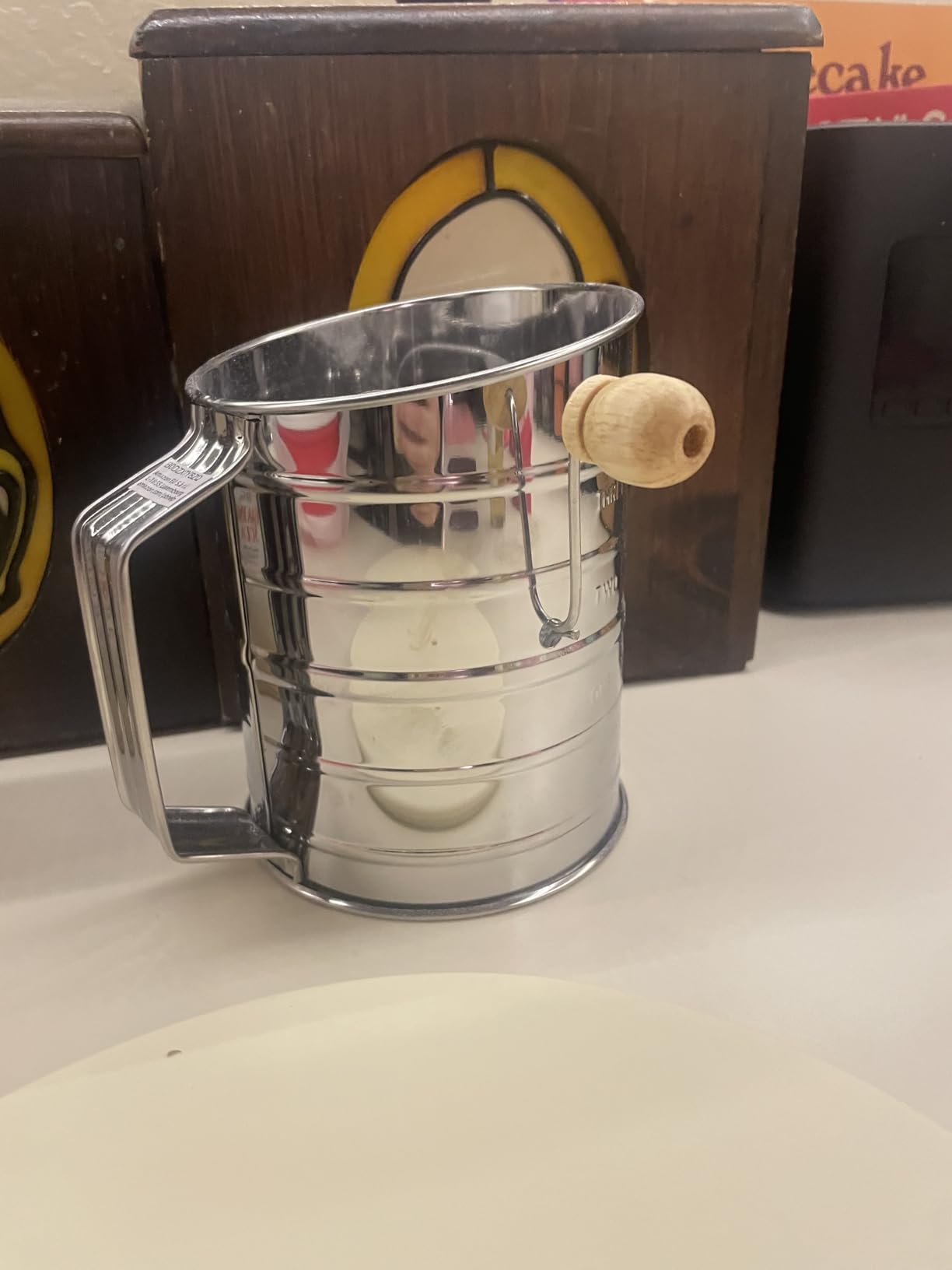 Amazon Basics Stainless Steel Flour Sifter, 3 Cup Capacity for Fine or Coarse Flour, Dishwasher-Safe customer photo 2