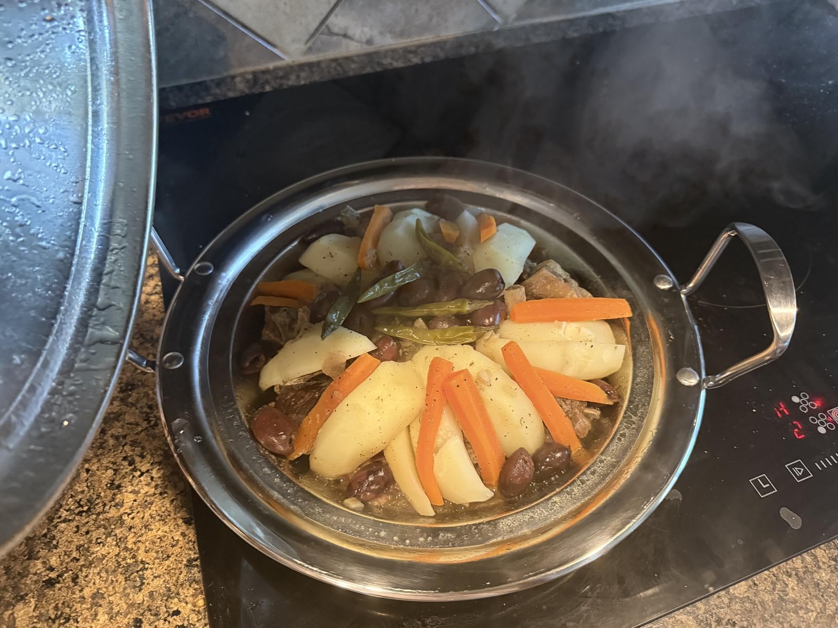 Stainless Steel Moroccan Tagine Pot, Large Moroccan Tajine Casserole with Cone-Shaped Lid, 11