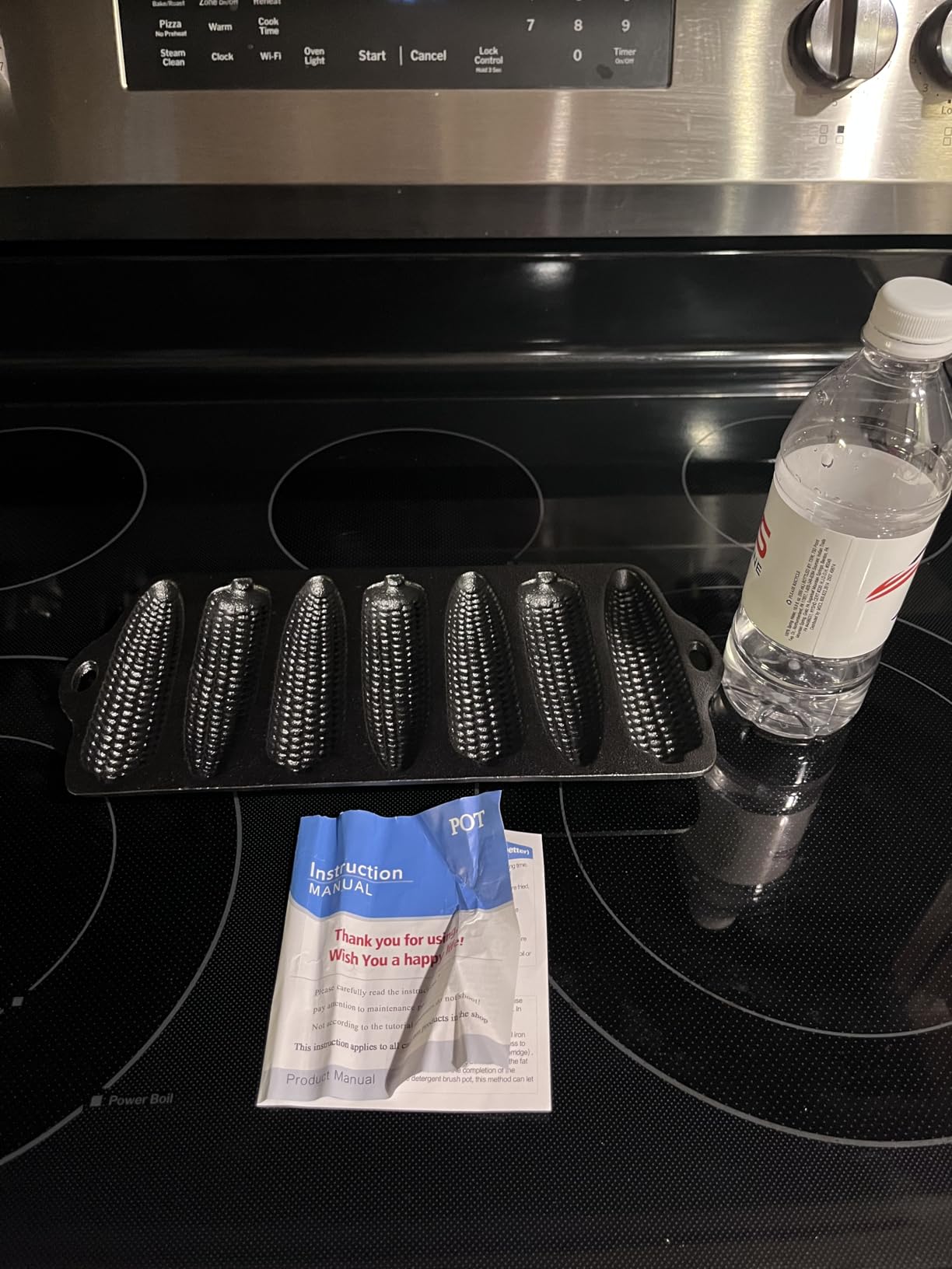 1 Pc Cast Iron Corn stick Pan Corn Bread Molds with 7 Corncob Sticks Cornbread Loaf Cakes Corndog Baking Compatible with Oven, Stovetop, Grill, and Campfires customer photo 2