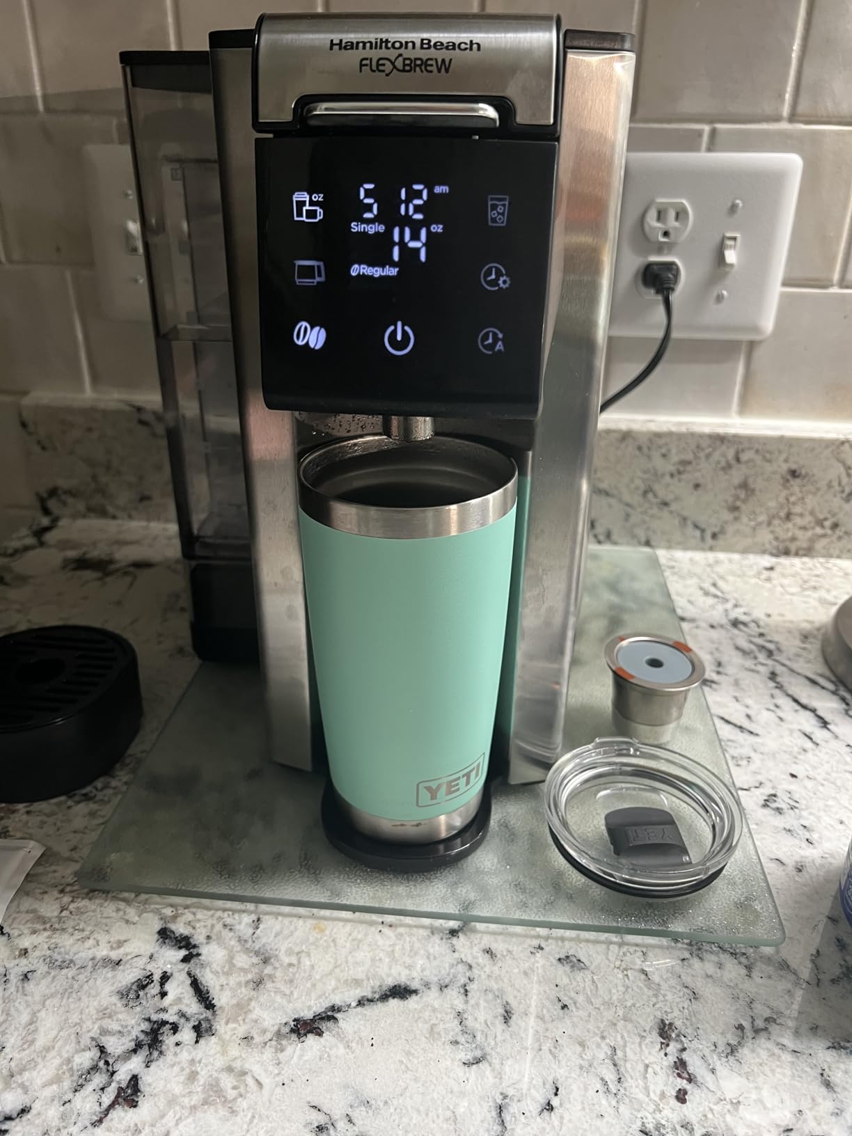 Hamilton Beach FlexBrew Advanced 5-in-1 Thermal Programmable 12 Cup Drip and Single Serve Hot & Iced Coffee Maker, Movable 60oz. Water Reservoir, Use Pod Packs and Grounds, Fast Brewing, Black (49929) - Customer Photo 1