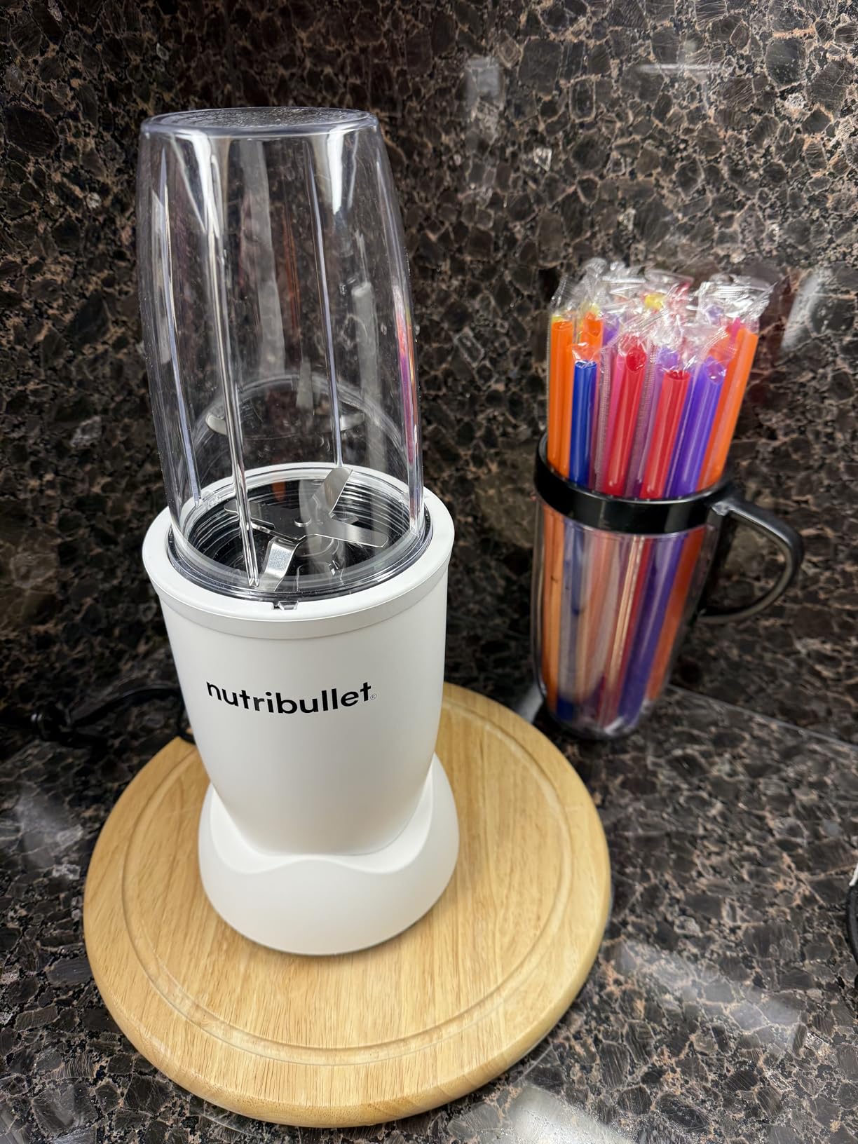 nutribullet Pro Nutrient Extractor, 900W, Matte White Customer Review nutribullet Pro Nutrient Extractor, 900W, Matte White - Customer Photo 0
