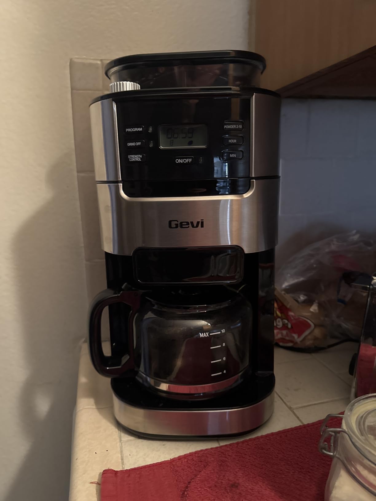 Gevi 10-Cup Drip Coffee Maker with Built-in Grinder, Programmable Brew Coffee Machine with Timer, Reusable Filter, 1.5L Water Tank, Coffee Pot, Warming Plate Burr Grinder Combo Customer Review Gevi 10-Cup Drip Coffee Maker with Built-in Grinder, Programmable Brew Coffee Machine with Timer, Reusable Filter, 1.5L Water Tank, Coffee Pot, Warming Plate Burr Grinder Combo - Customer Photo 2