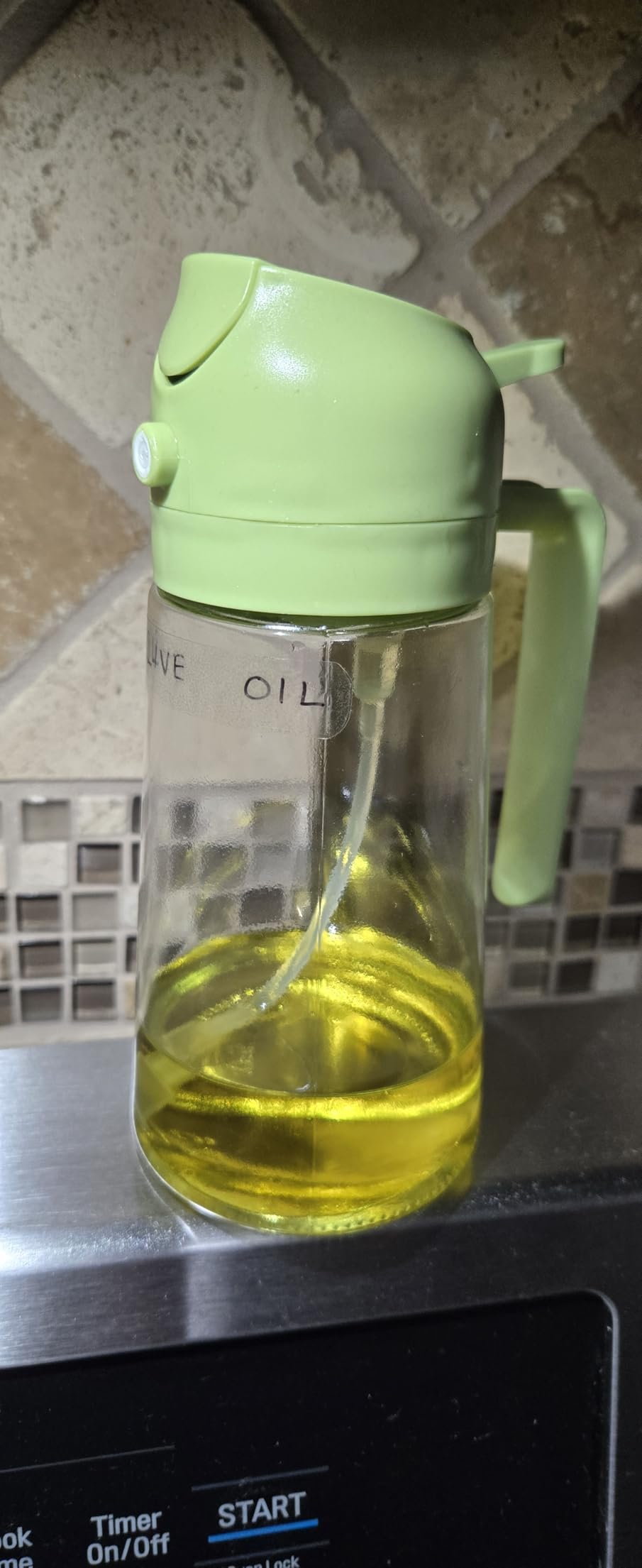 17oz/500ml Premium Olive Oil Sprayer for Cooking, 2 in 1 Glass Olive Oil Dispenser Bottle for Kitchen Gadgets, Spray Bottle with Portion Control for Salad, Frying, BBQ (Black) - Customer Photo 2