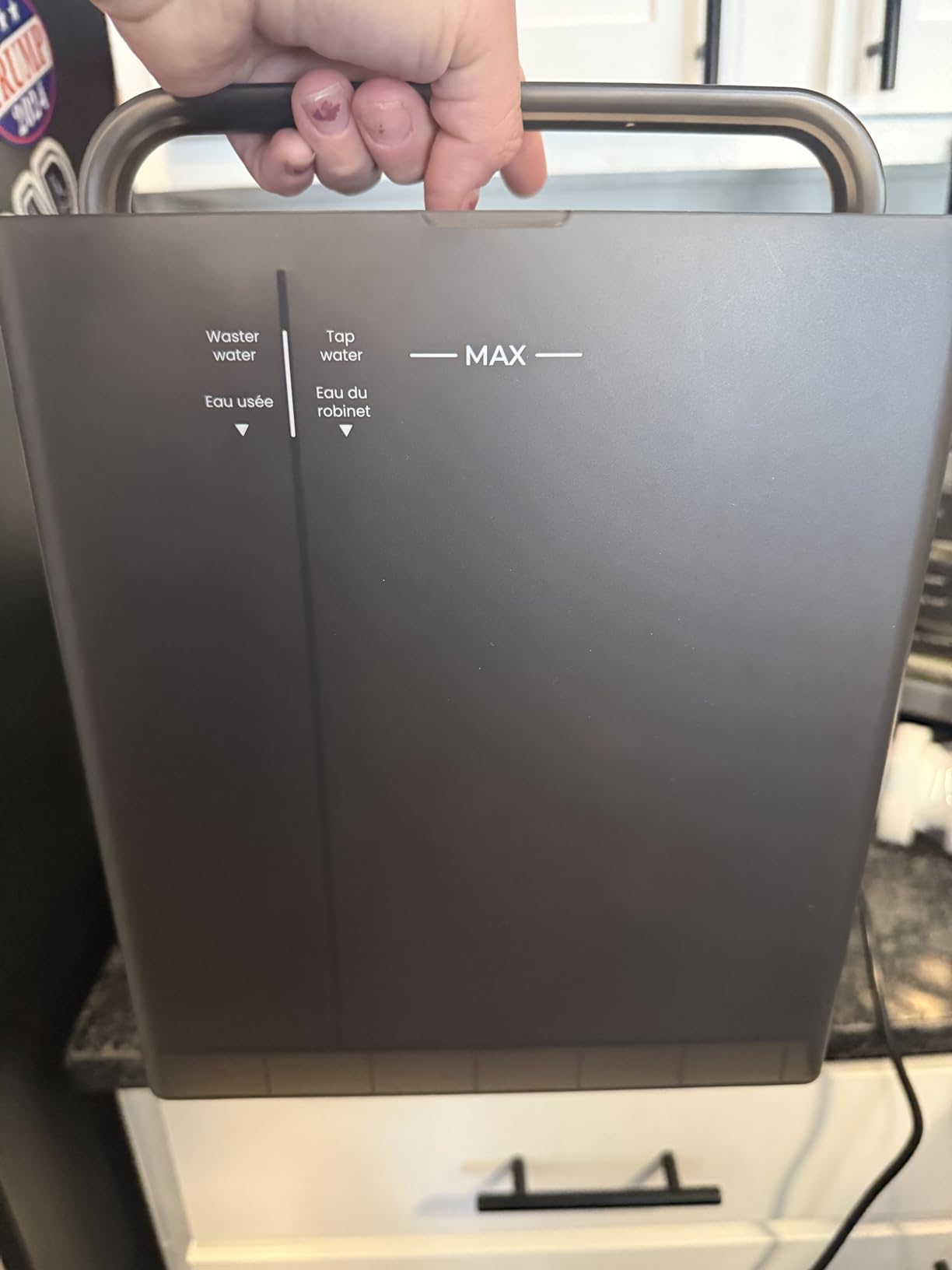 Waterdrop WD-M6H Instant Hot Reverse Osmosis System Countertop Water Filter, 7-Stage, 3:1 Pure to Drain, Hot Water Dispenser with 5 Temperature Options, RO System with Glass Pitcher, BPA-Free - Customer Photo 3