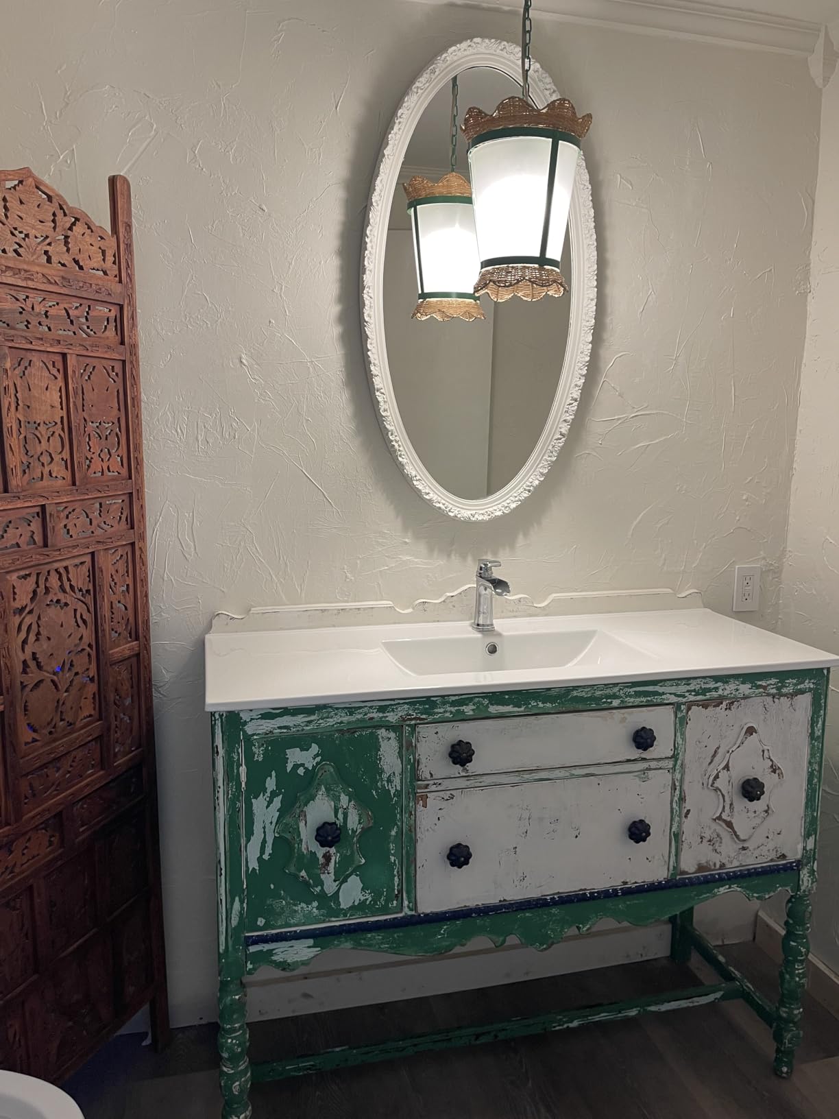 48 in. W x 18.5 in. D Bathroom Vanity Top, Quartz Countertop Carrara White Rectangular Undermount Single Sink, 3 Pre-Drilled Faucet Holes and 4 inch Backsplash (Faucet Not Included) Customer Review 48 in. W x 18.5 in. D Bathroom Vanity Top, Quartz Countertop Carrara White Rectangular Undermount Single Sink, 3 Pre-Drilled Faucet Holes and 4 inch Backsplash (Faucet Not Included) - Customer Photo 1