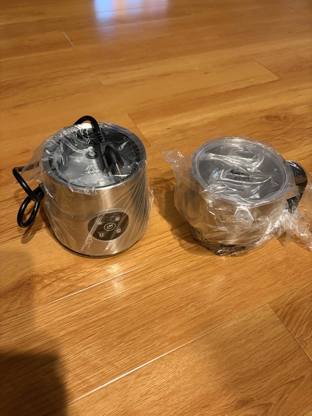 Milk Frother and Steamer, Large Capacity & Detachable Electric Milk Frother, Automatic Warm and Cold Foam Maker, Hot Chocolate Maker, Stainless Steel Jug, 30.44Oz./900ML customer photo 2