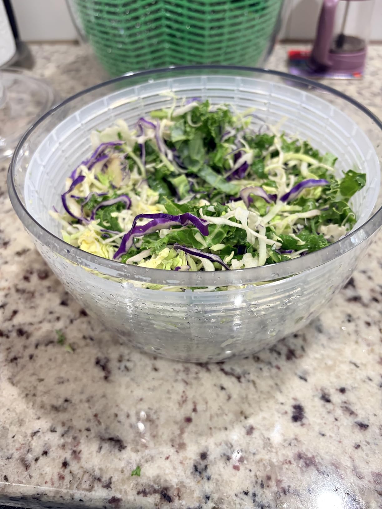 OXO Good Grips Salad Spinner | Lettuce Spinner | Fruit Washer | Fruit Washing Bowl with Strainer | Vegetable Cleaner | Salad Cleaner | Lettuce Washer | 6.22 Quart Capacity customer photo 2